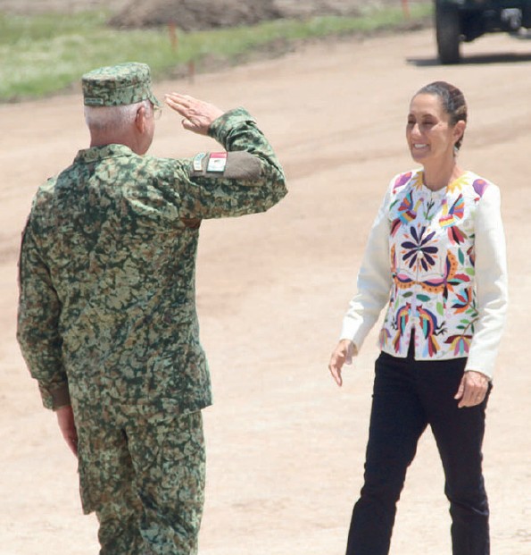 La presidenta Claudia Sheinbaum supervisa las obras del Tren Maya