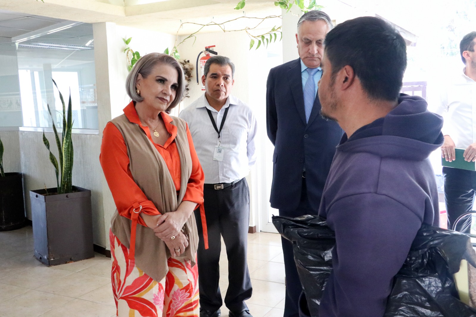 Rebeca Aladro supervisa juzgados y atiende a ciudadanos de Ixmiquilpan