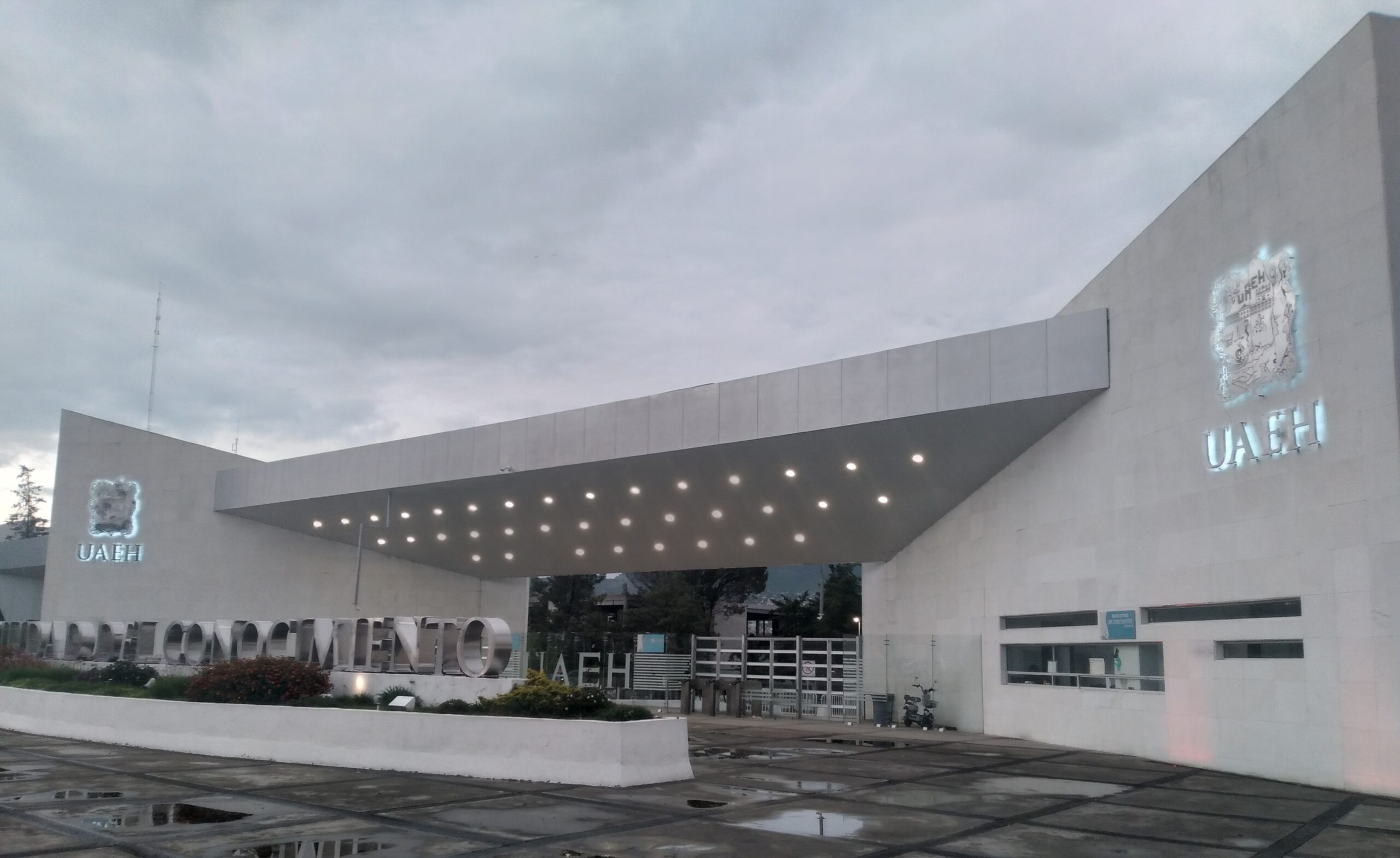 UAEH suspende clases por lluvias en Hidalgo; volverán el 13 de octubre