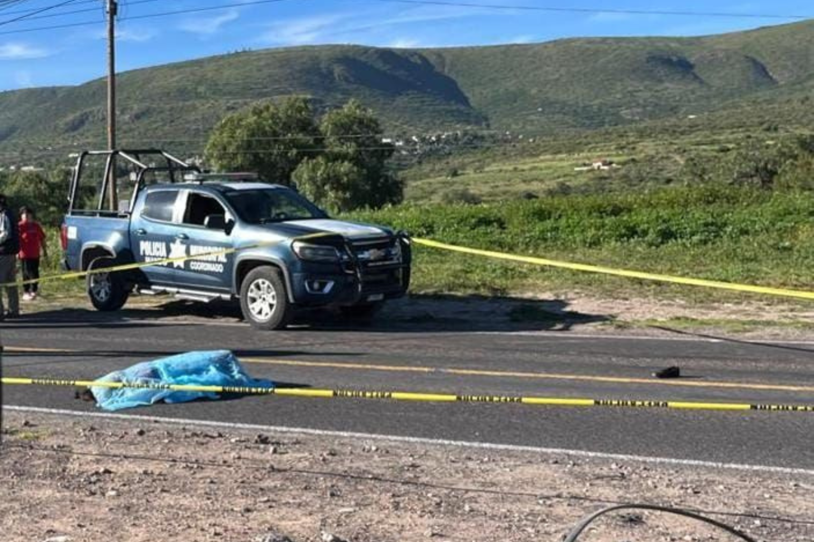 Mujer muere atropellada en San Agustín Tlaxiaca; conductor se dio a la fuga