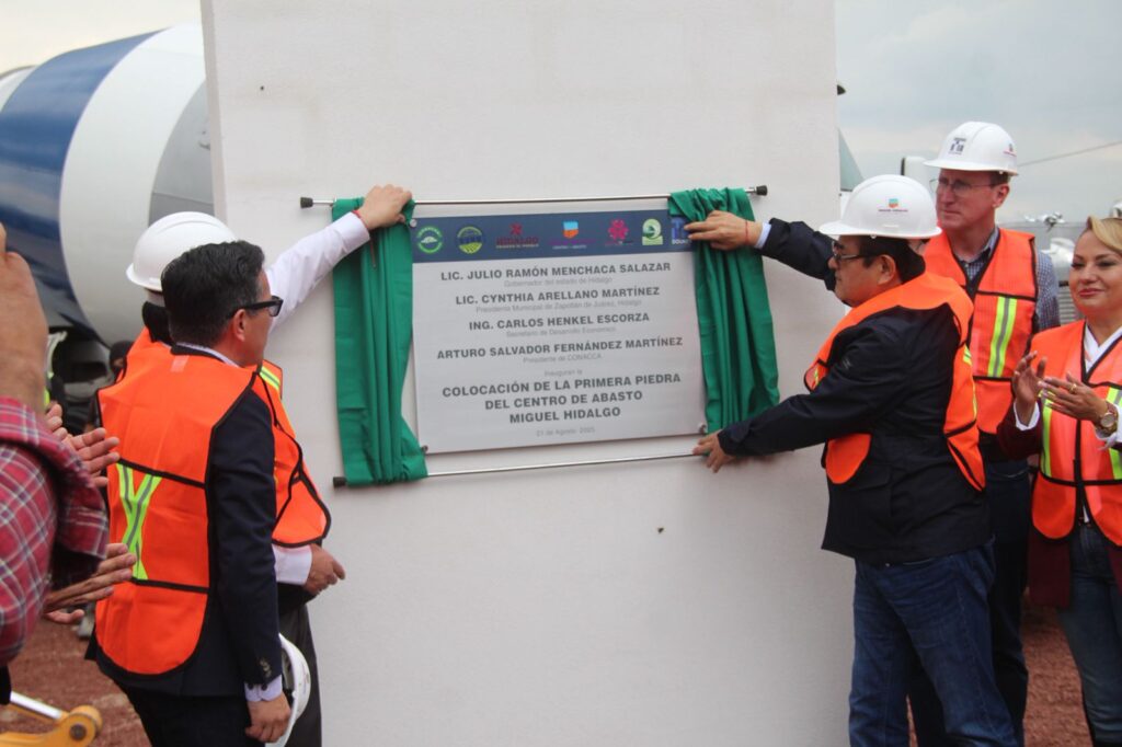 construcción de Central de Abastos de Zapotlán