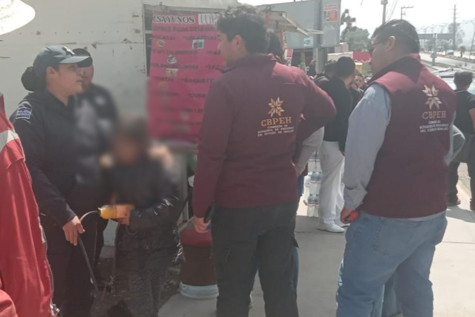Menor aparece en plena carretera Pachuca-Actopan…¿Por qué estaba sola?
