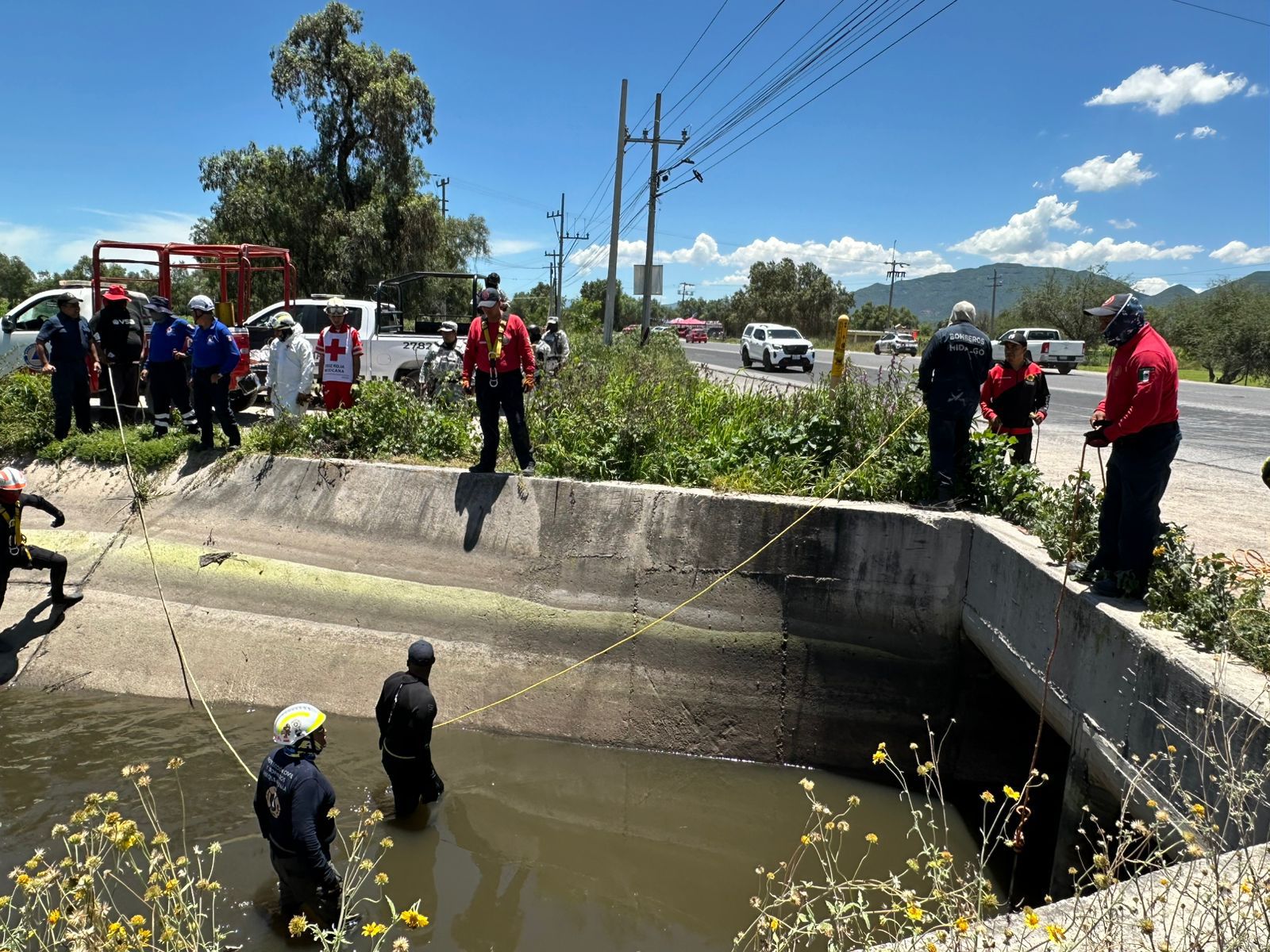 Hallan restos humanos en canal donde buscan a niño desaparecido en Hidalgo