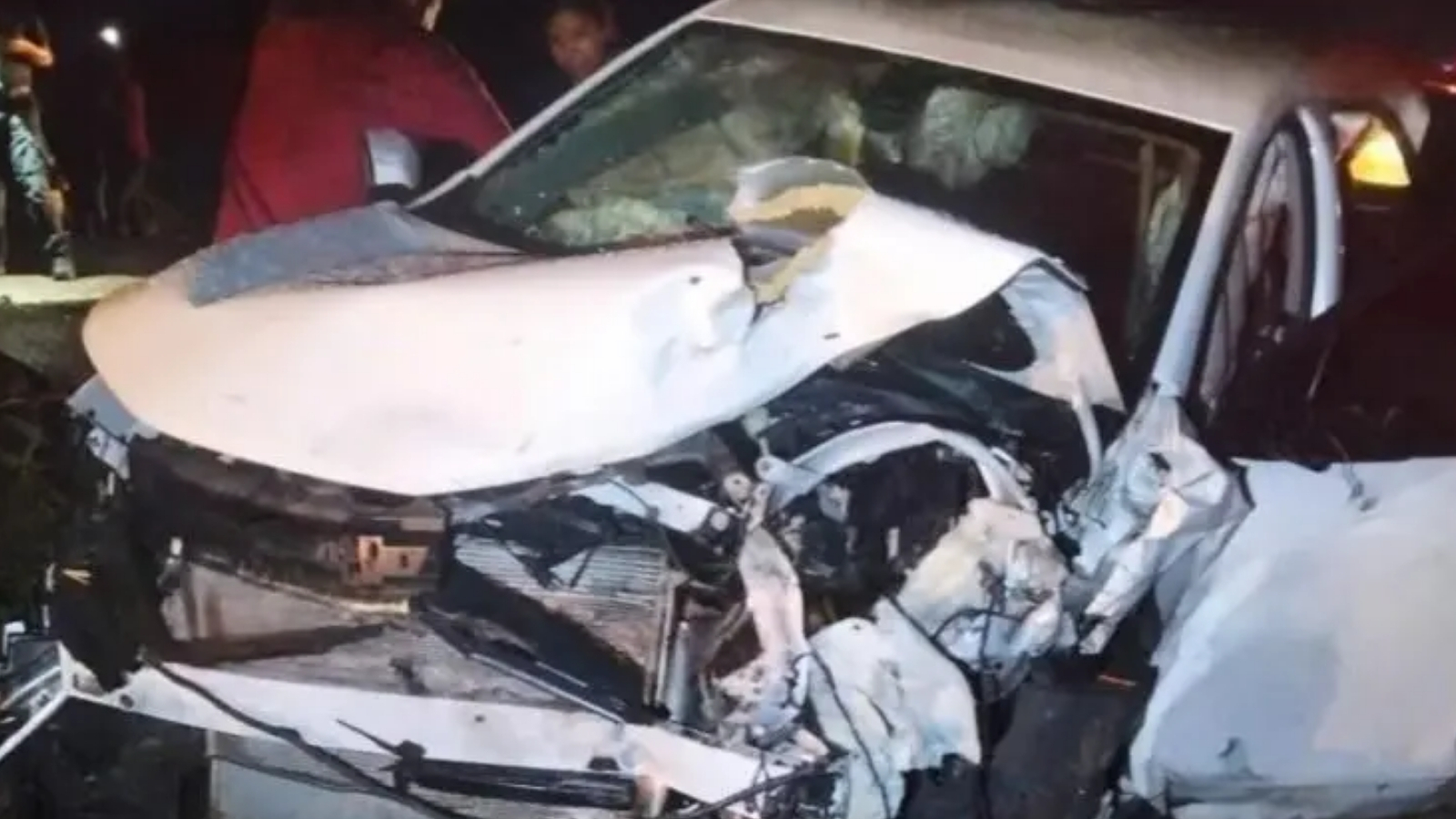 Accidente en Zimapán deja un muerto y tres lesionados