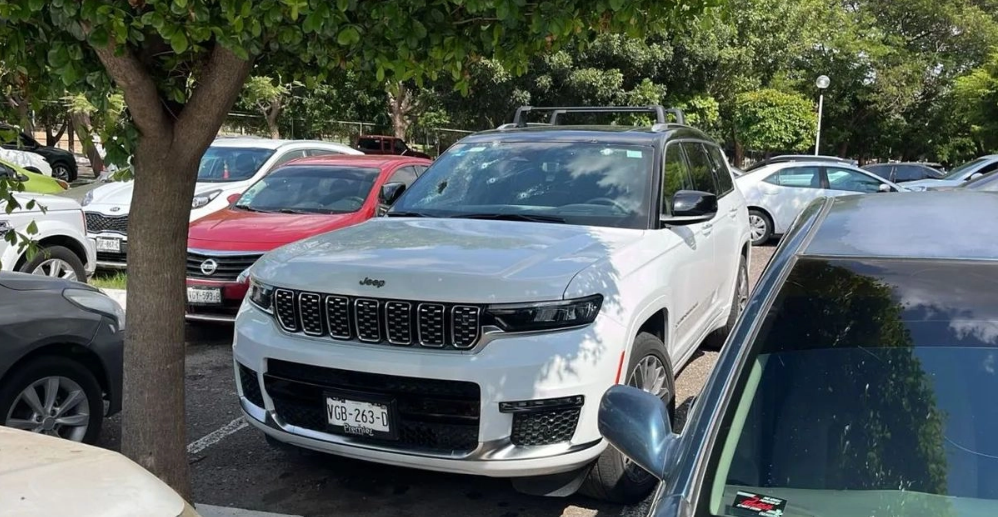 Atacan a balazos a escoltas del gobernador de Sinaloa