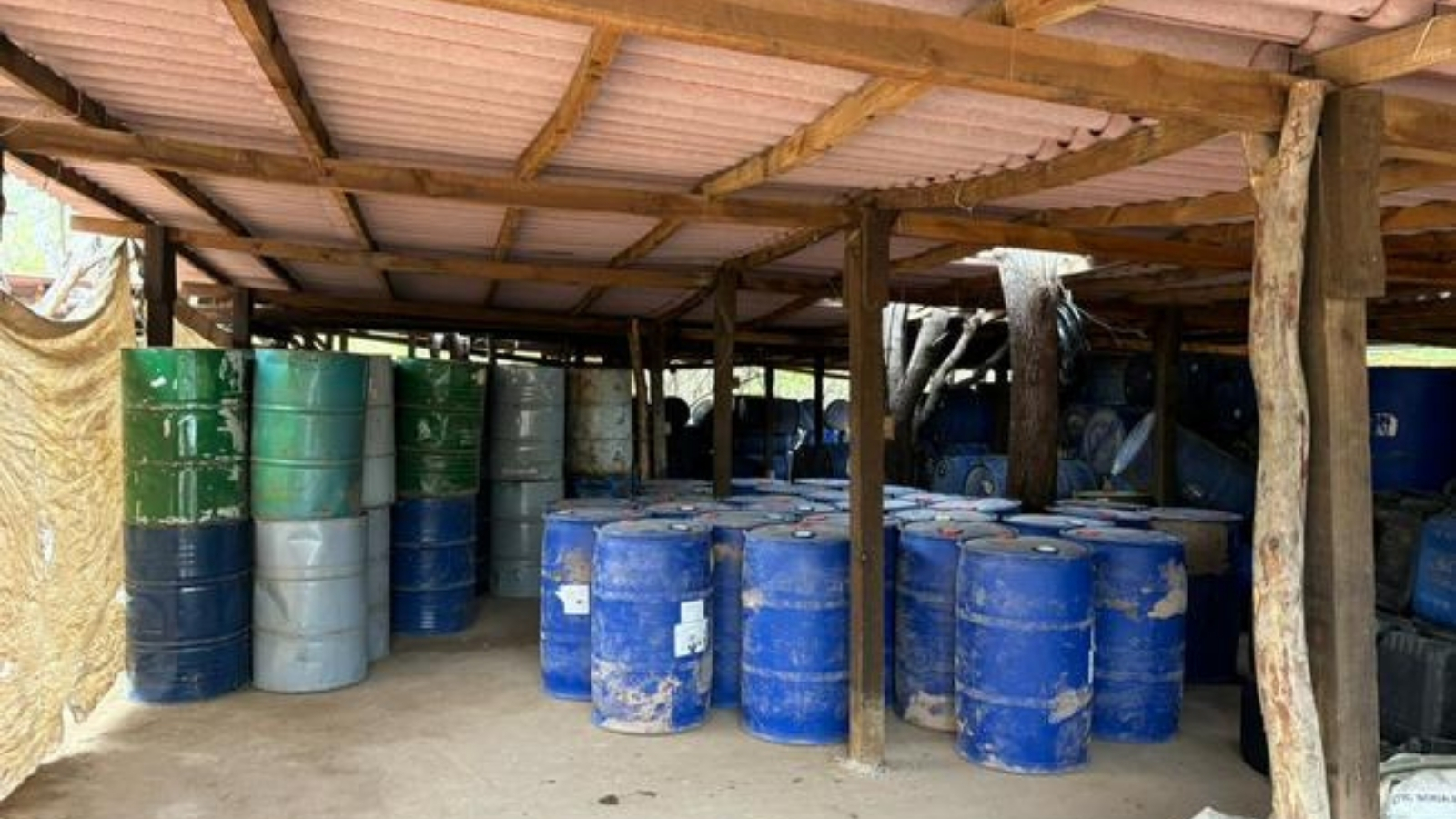 Cuautepec: aseguran laboratorio clandestino para drogas sintéticas