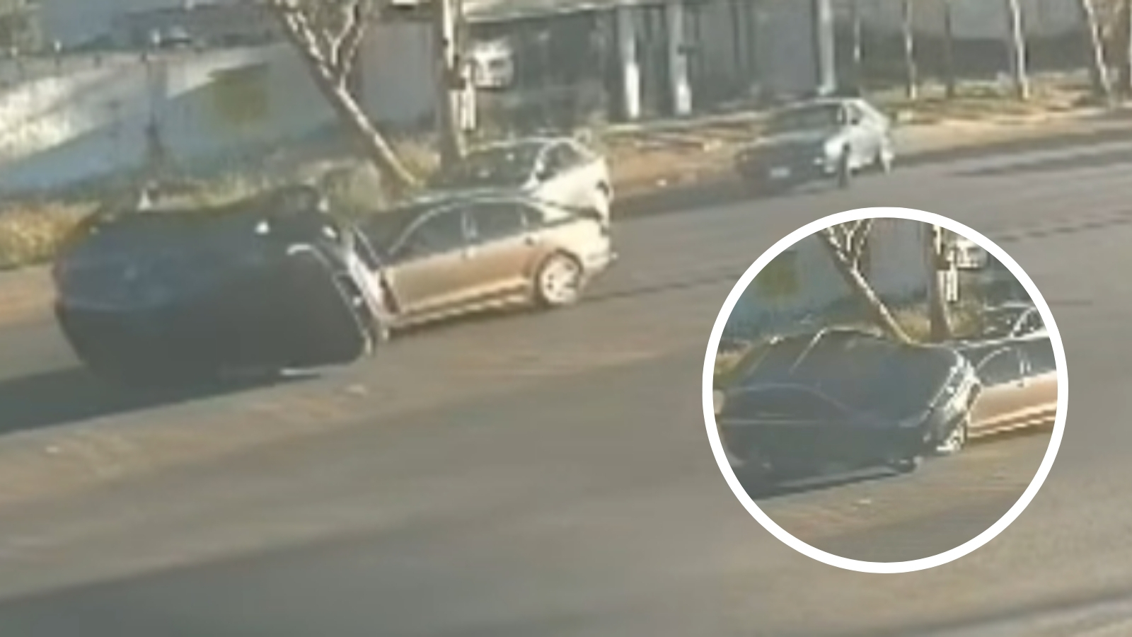 VIDEO | Fuerte accidente en Tulancingo deja vehículo volcado y lesionados