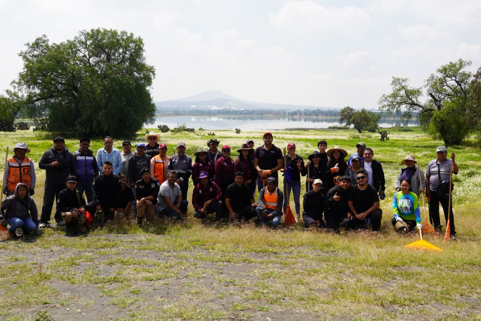 Limpian presa el Manantial en Tizayuca