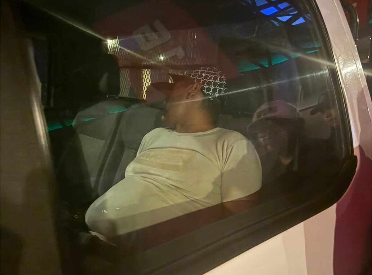 Asaltan a mano armada a dos mujeres en Actopan; vecinos detienen al presunto responsable