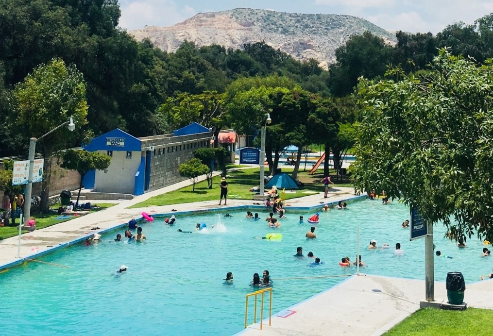 Tragedia en balneario de Atotonilco de Tula: mujer pierde la vida en la alberca