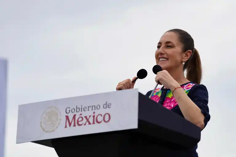 Claudia Sheinbaum rinde cuentas en Chiapas ante 40 mil personas