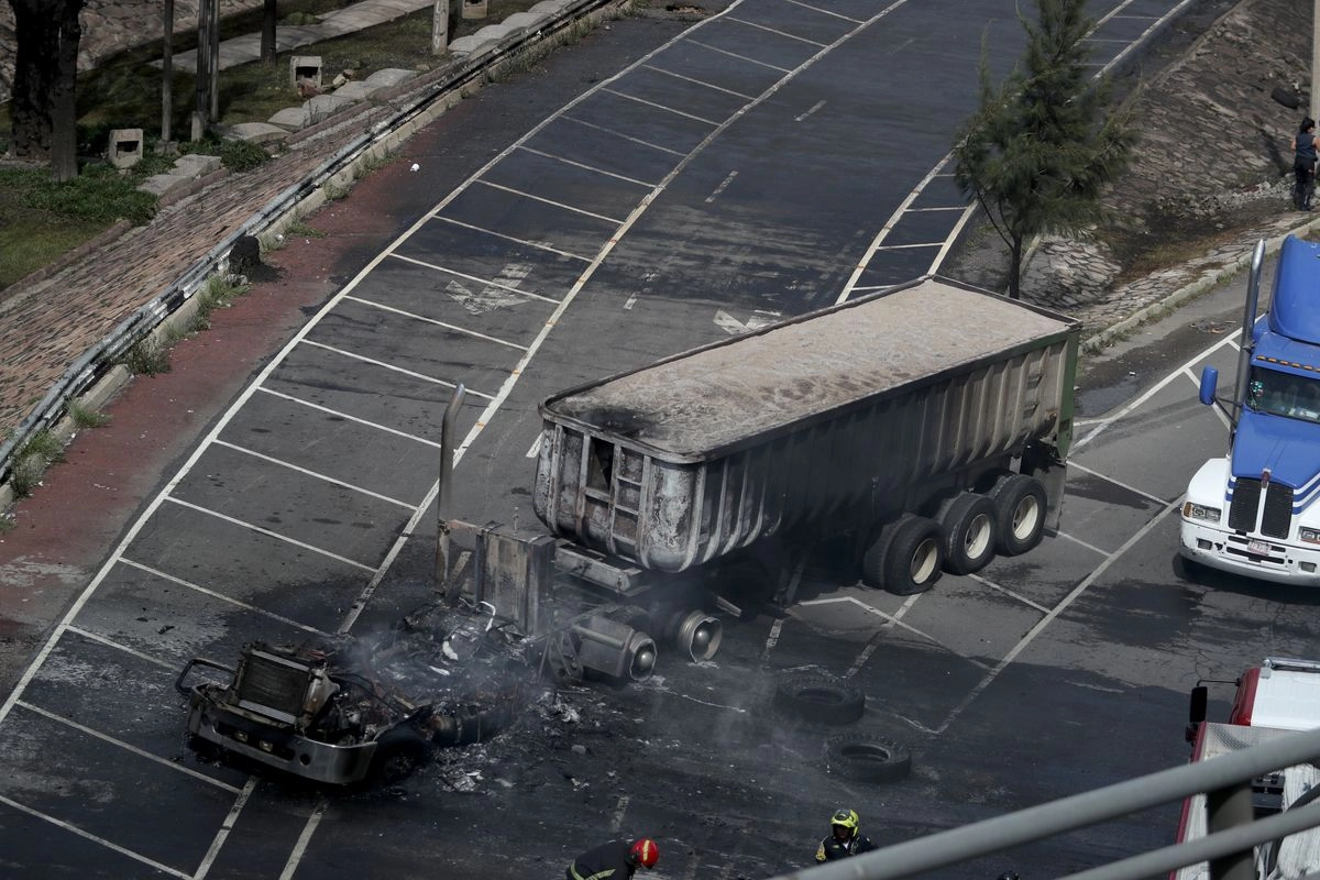 Sube a 30 la cifra de muertos por explosión de pipa en Iztapalapa