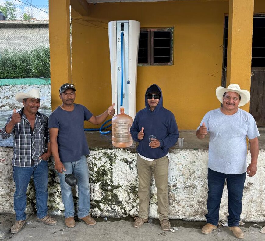 Comisión Estatal de Agua y Alcantarillado entrega planta purificadora en Metztitlán