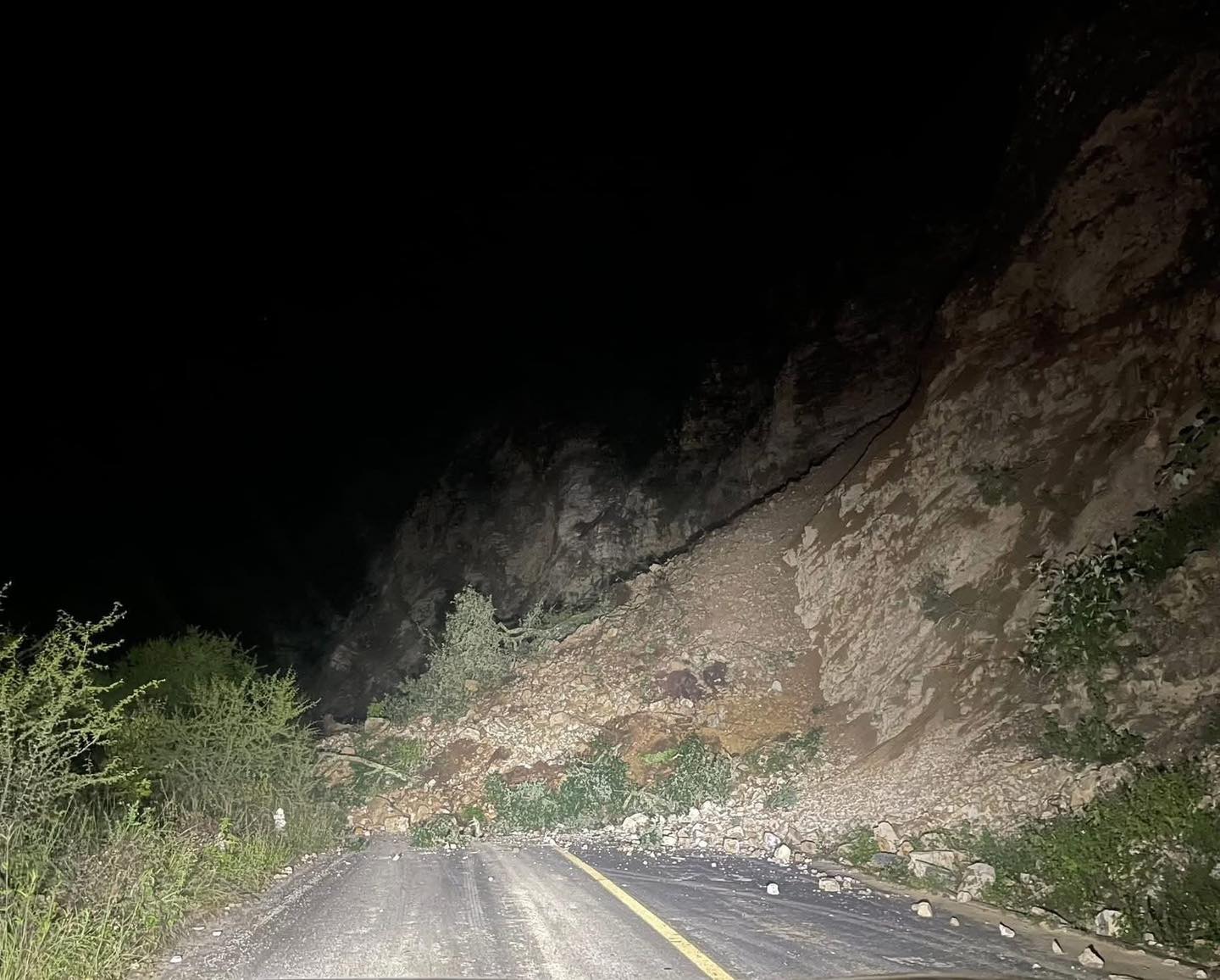 A 24 horas de su reapertura, colapsa nuevamente la carretera Santuario-Nicolás Flores