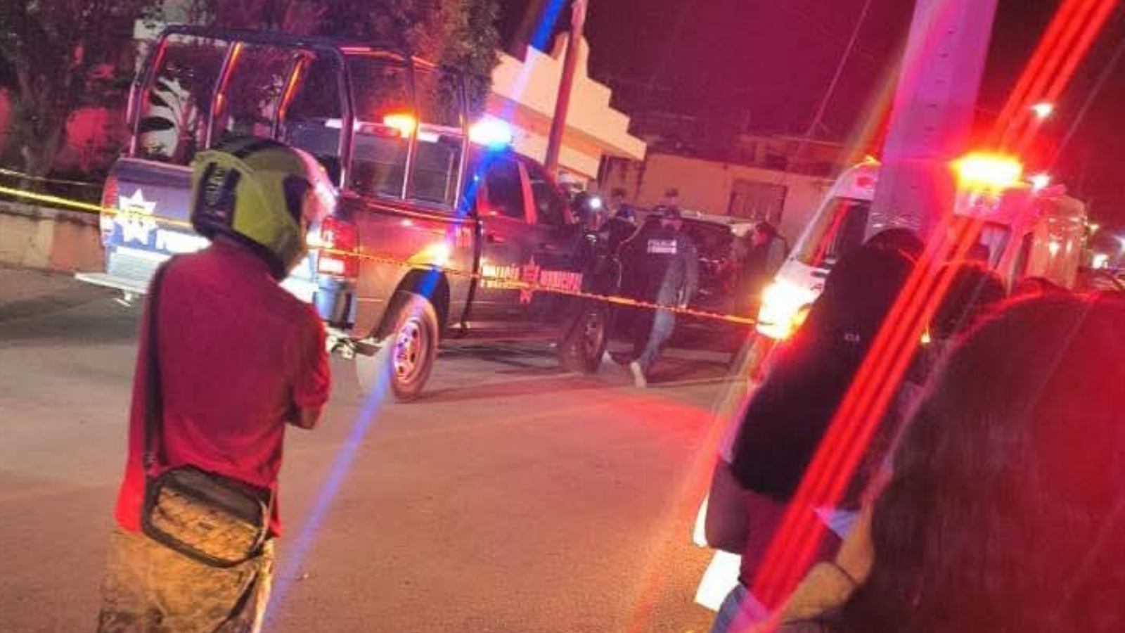 Ejecutan a un hombre dentro de su vehículo en Tula de Allende