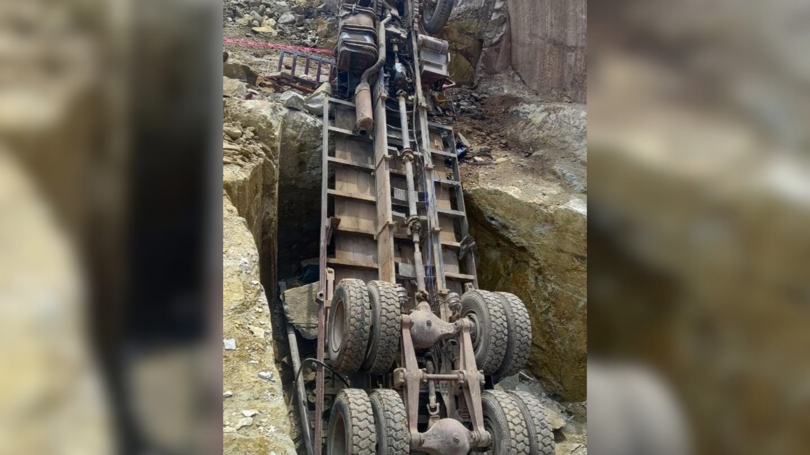 Muere operador tras caída de grúa en Huichapan