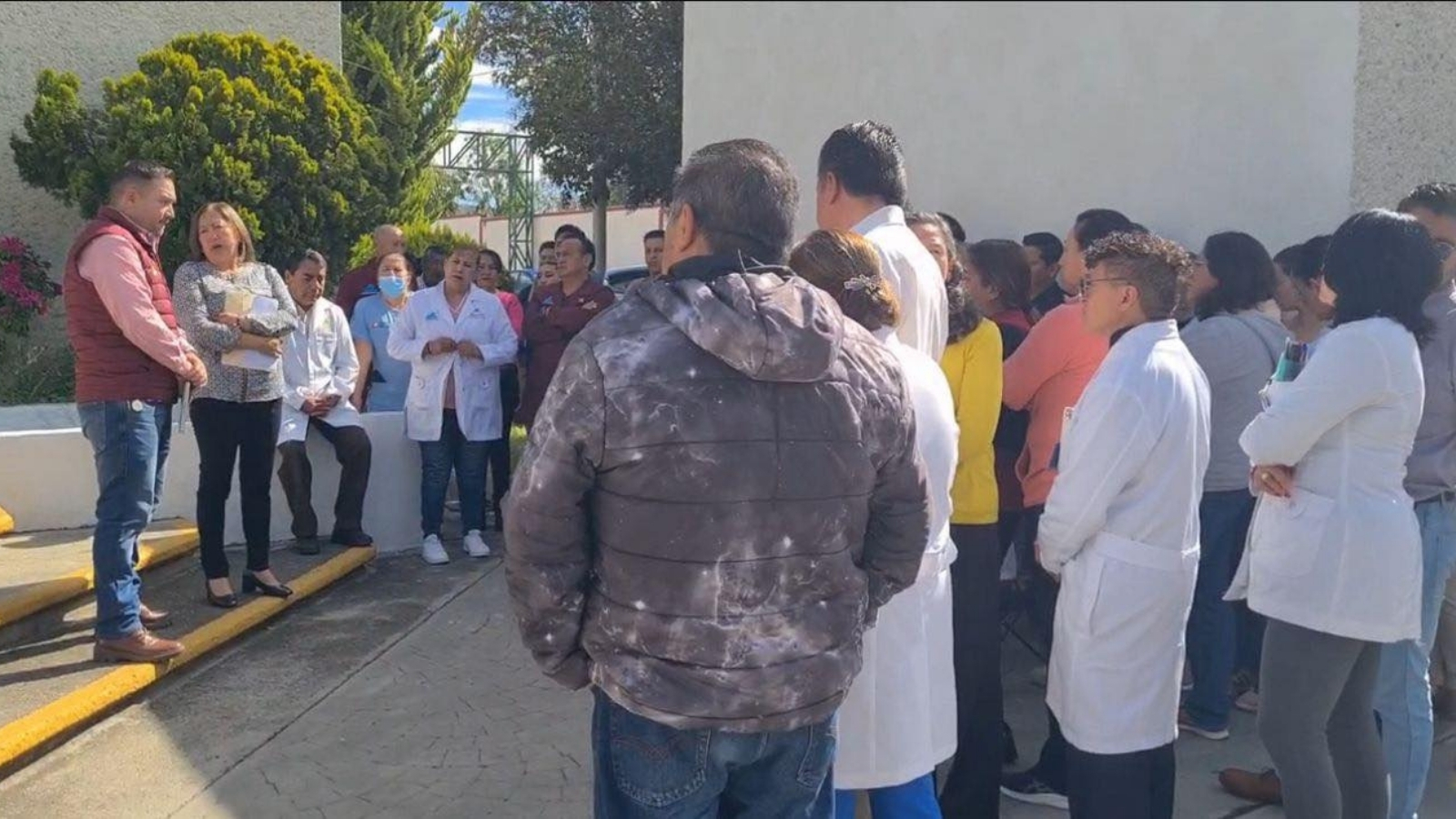Por esto protestan en el Laboratorio de Salud Pública de Hidalgo