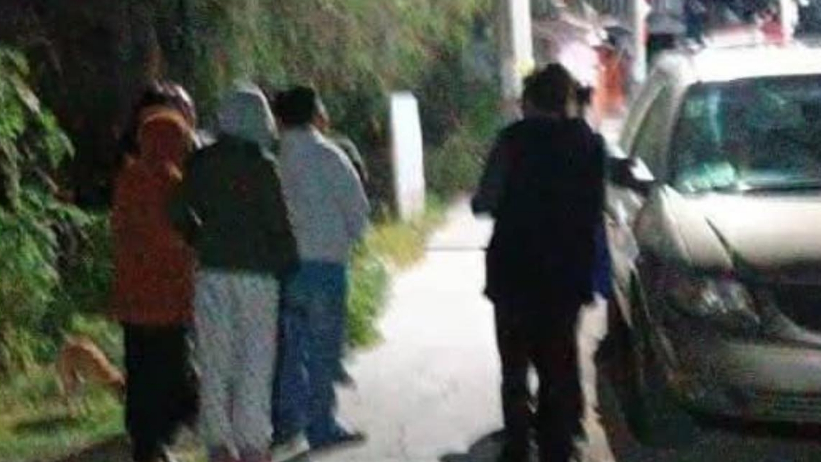 Presunto ladrón es baleado y rodeado por pobladores en Tepeji del Río