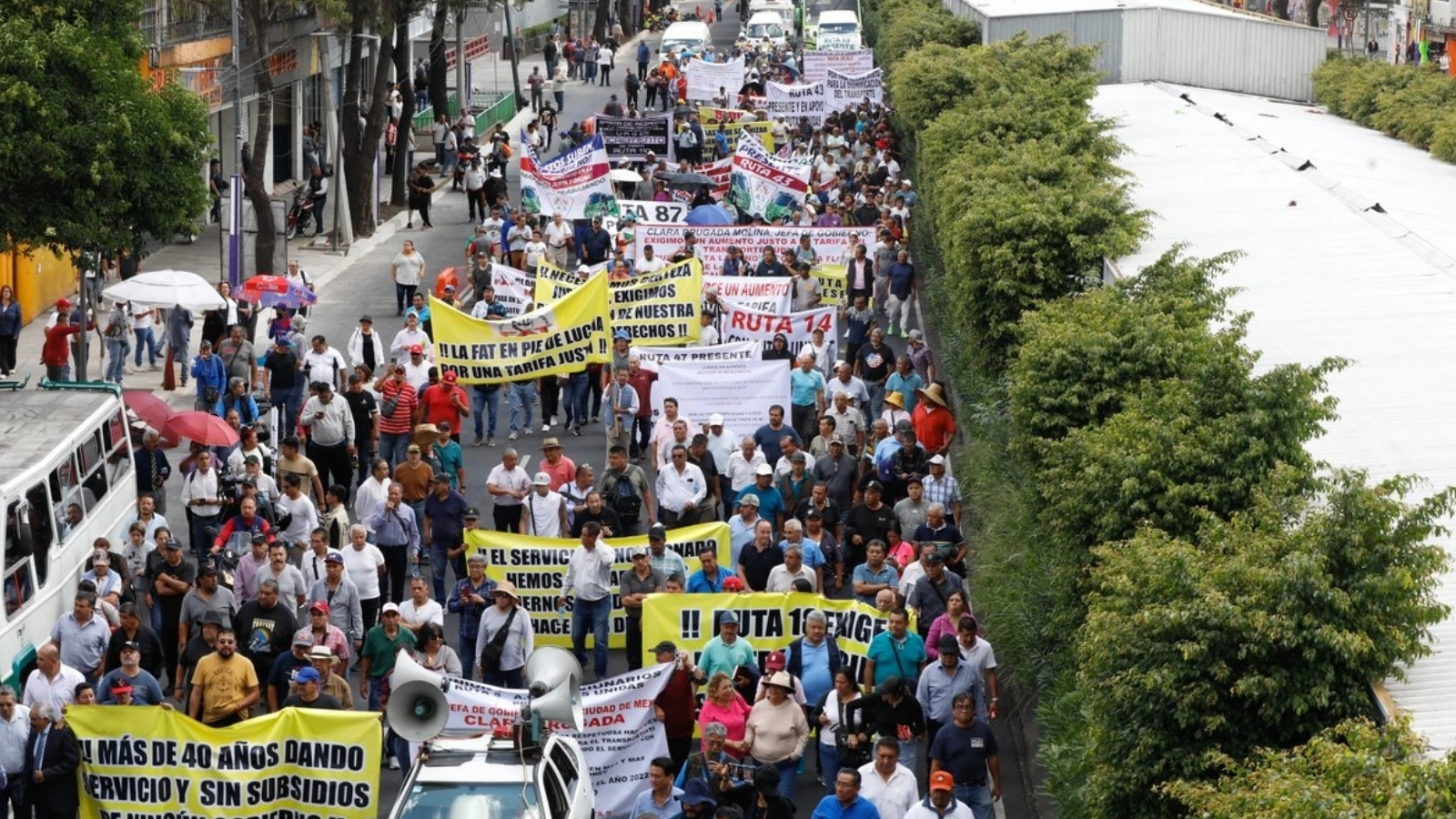 Transportistas suspenden bloqueos en CDMX