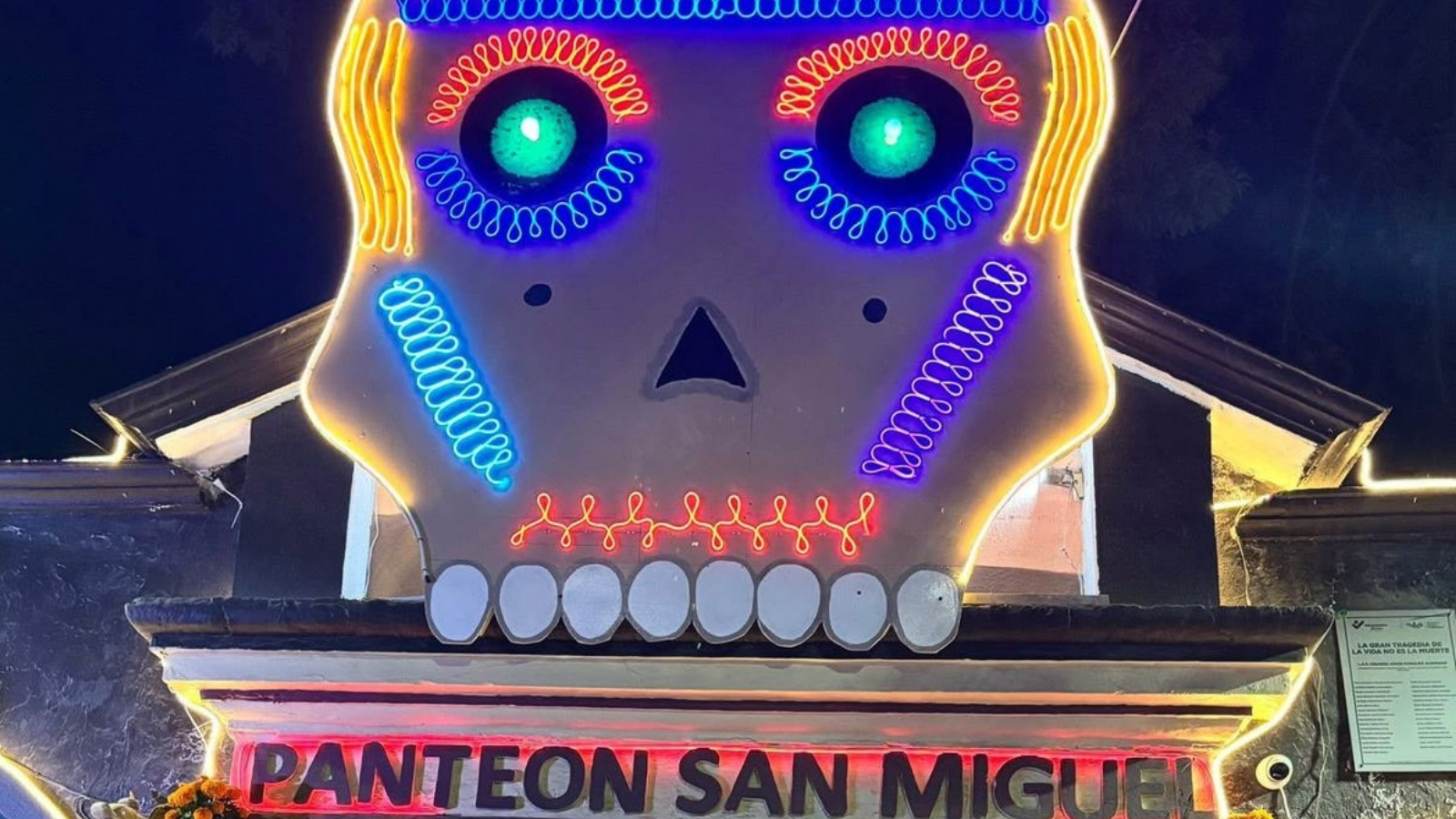 Tulancingo renueva el panteón San Miguel para recibir el Día de Muertos