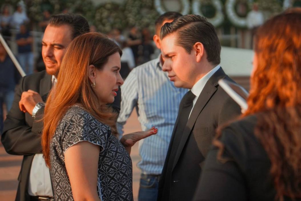 Acusan a Carolina Viggiano de entregar cheques sin fondos durante elección en Hidalgo