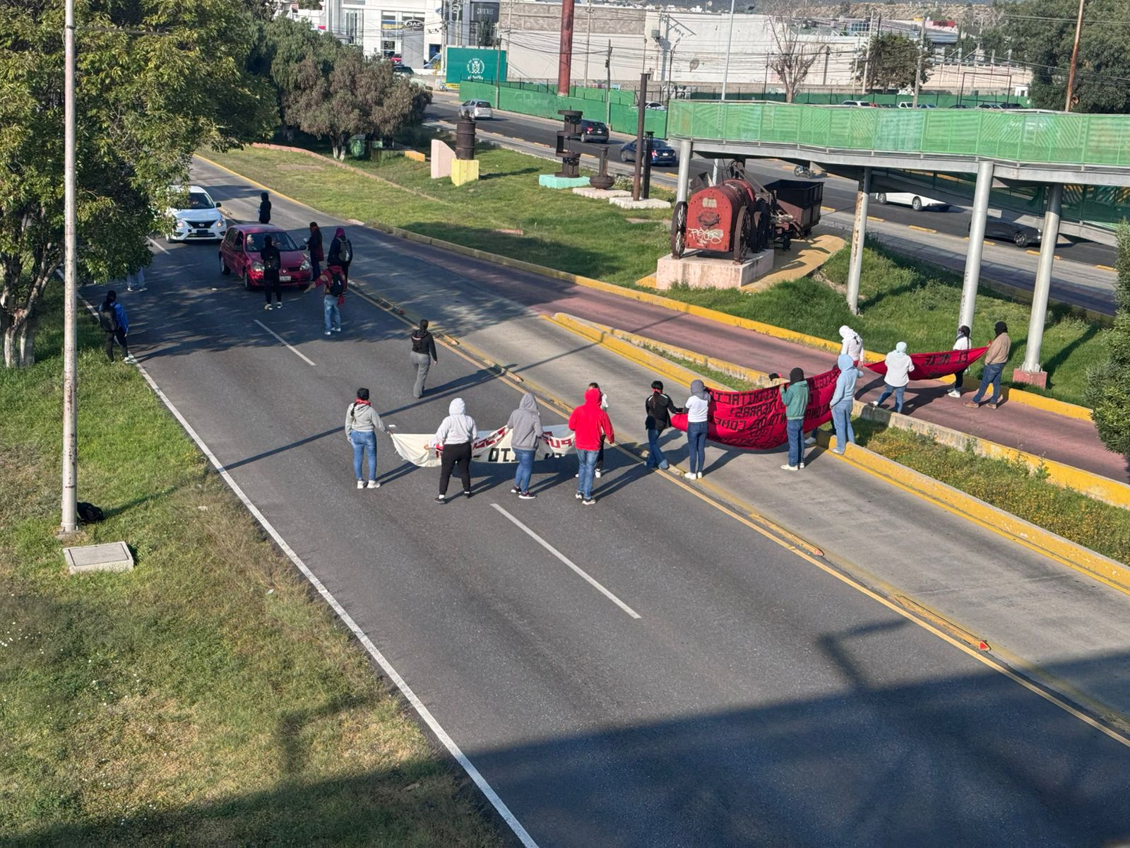 Bloqueo de El Mexe termina tras lograr nuevos acuerdos con la SEPH sobre tierras y comedor