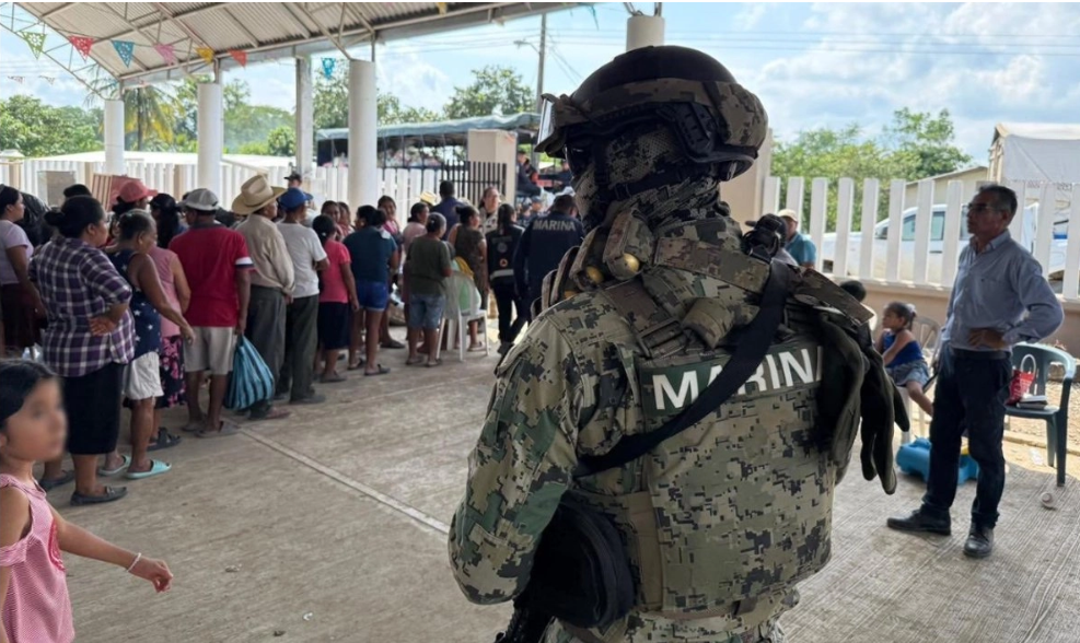 Evacúan a 13 familias en Yahualica por falla geológica que dejaron lluvias en Hidalgo