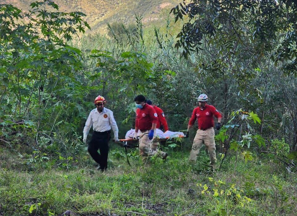 Ixmiquilpan: hallan cuerpo de una mujer entre ramas y piedras en el río Tula