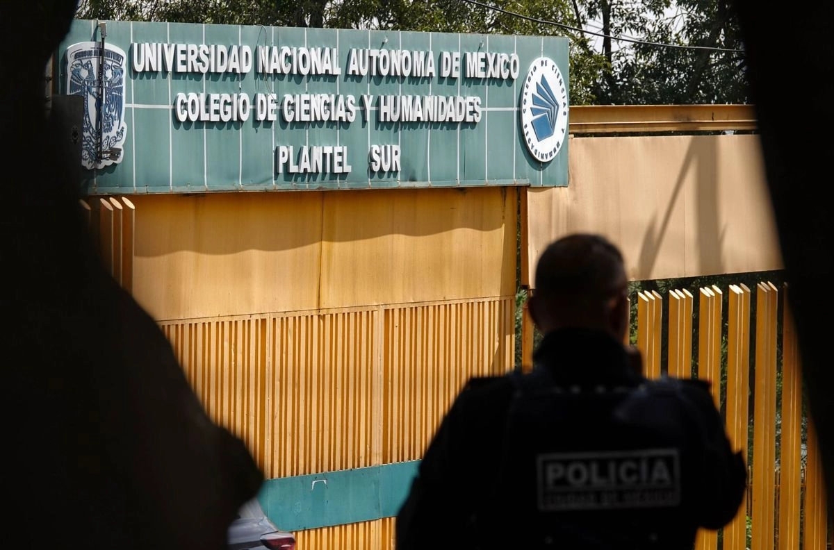 Padres y tutores de CCH Sur inician segunda mesa de diálogo con autoridades de UNAM
