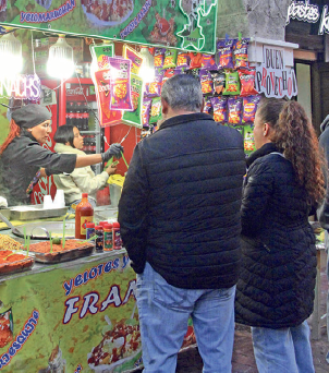 Puesto de comida Feria Pachuca San Francisco 2025