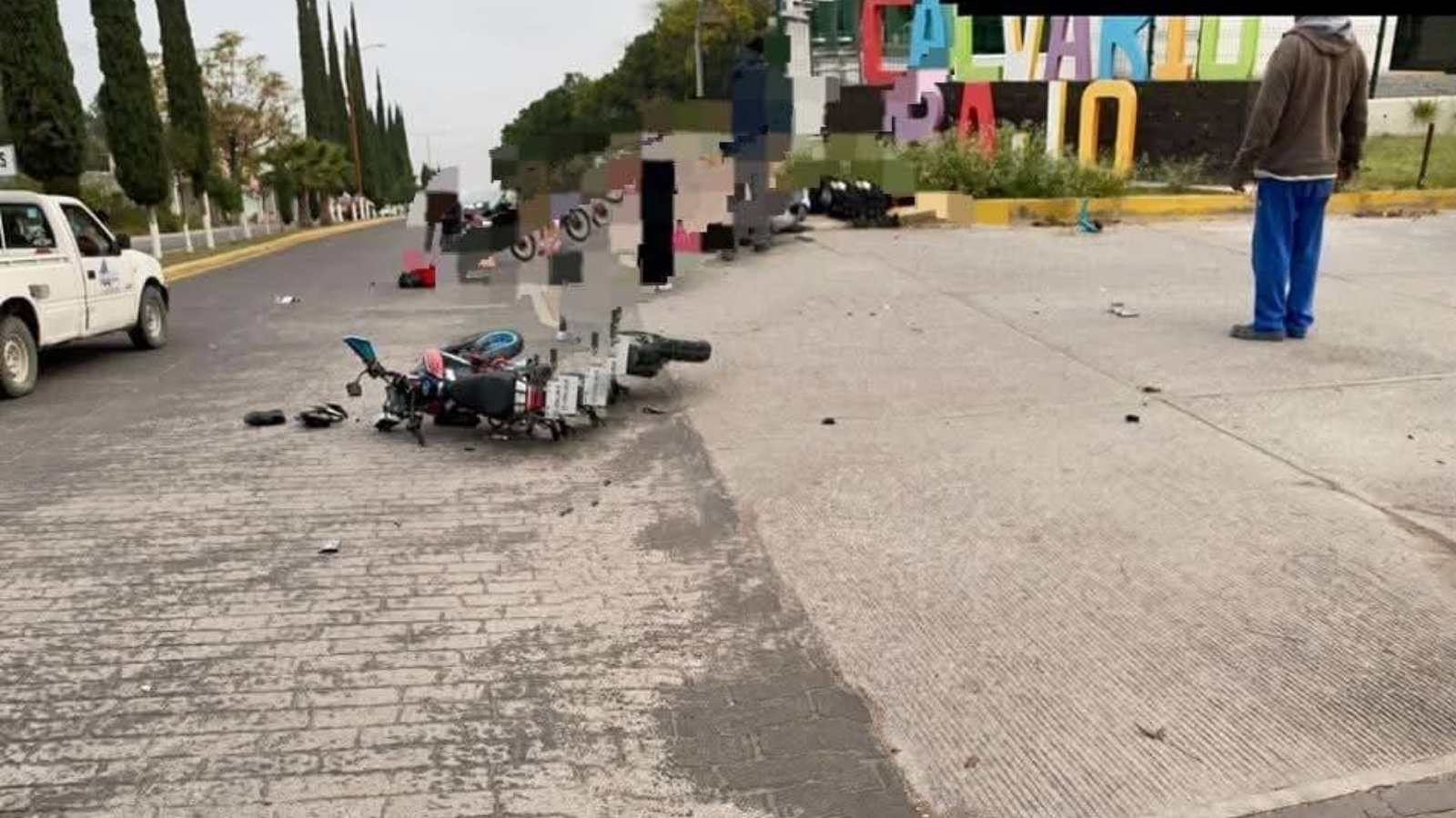 Accidente en Tasquillo deja dos motociclistas heridos y evidencia falta de ambulancias