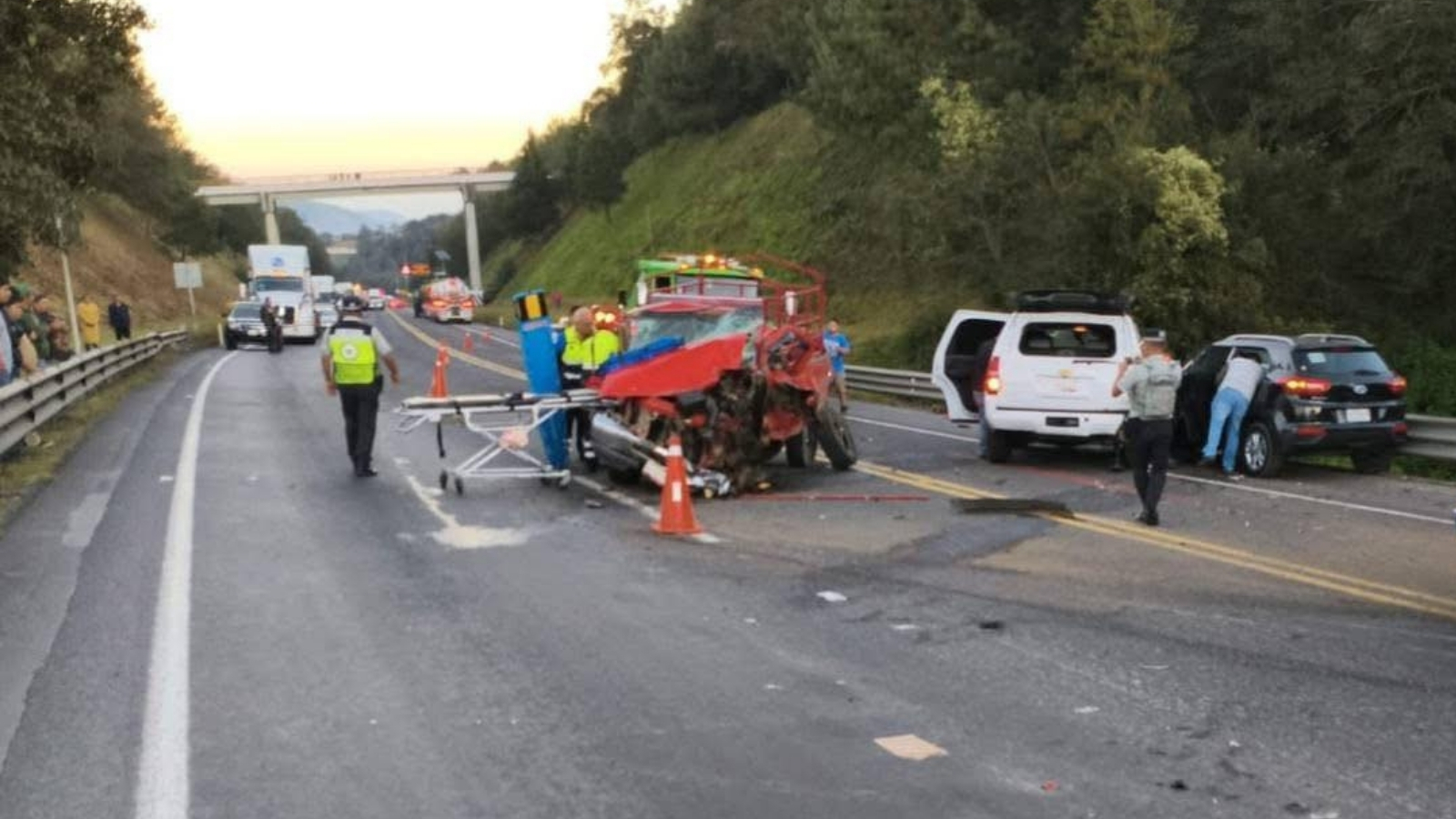 Accidente vehicular en la carretera México–Tuxpan