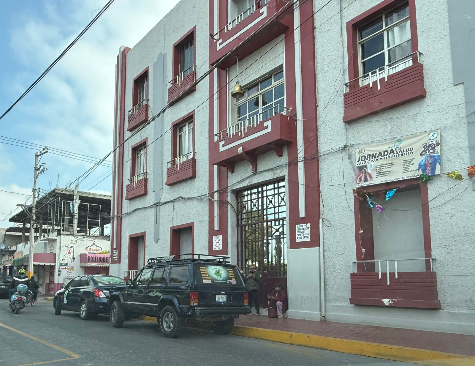 Cierran presidencia de Mixquiahuala tras fallo a favor de extrabajadores