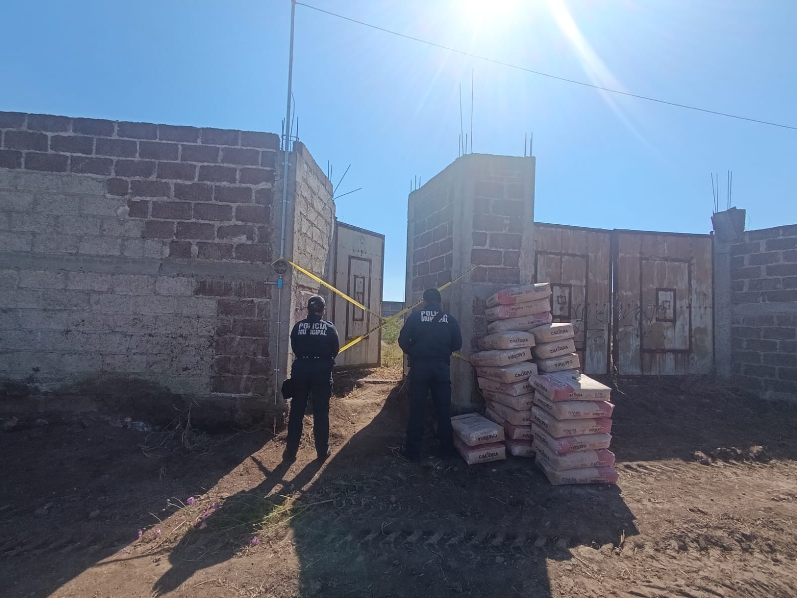 Tulancingo: encuentran cadáver en cisterna de un terreno privado