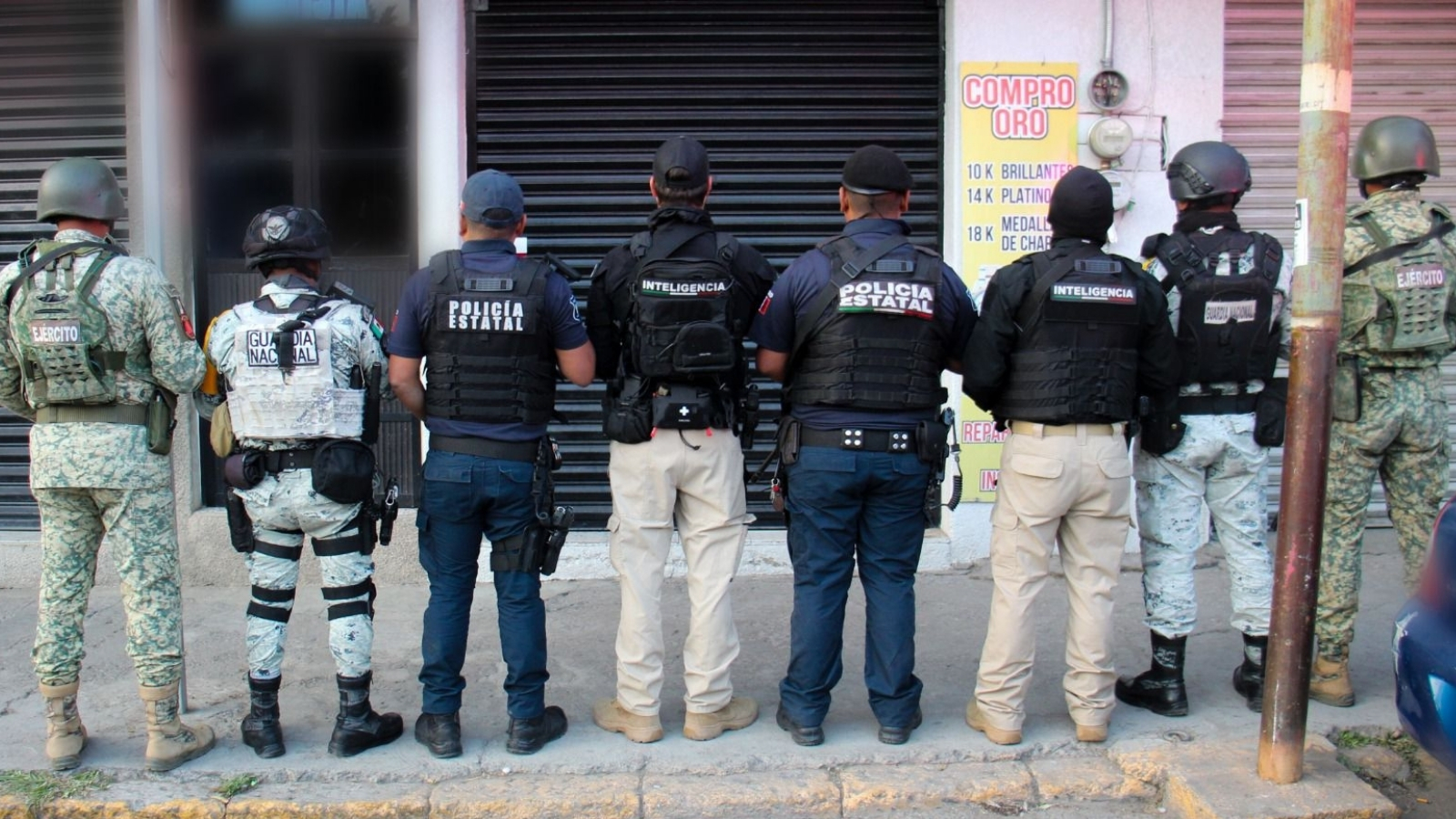 Detienen a tres personas y decomisan drogas en operativos de Apan