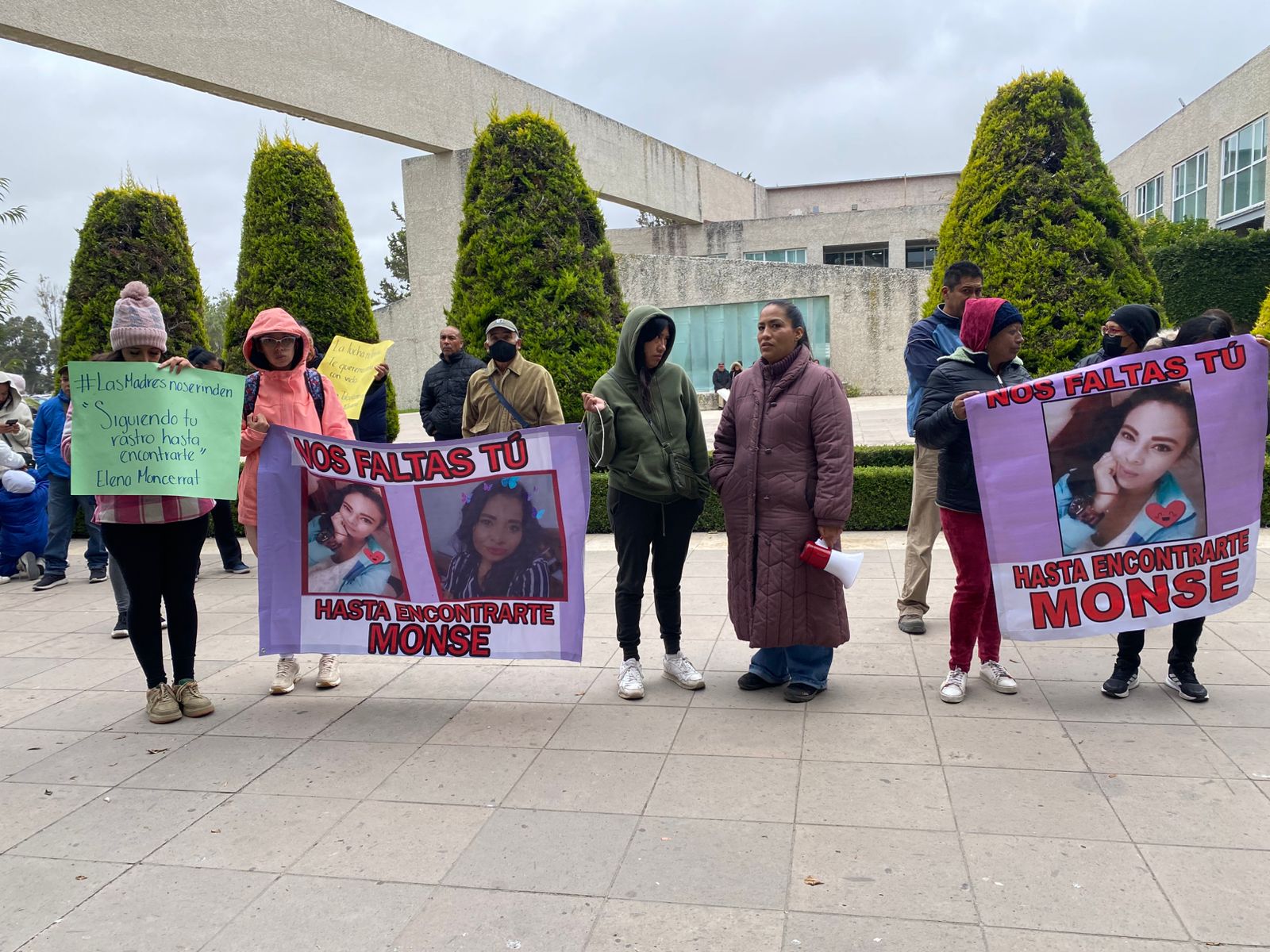 Familia exige justicia por desaparición de Elena Moncerrat desde septiembre