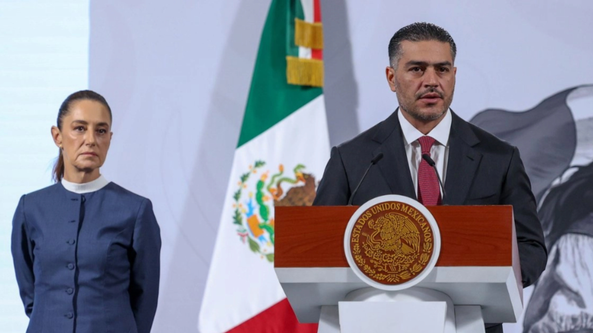 Harfuch descarta vínculos criminales de policías que cuidaban a Carlos Manzo