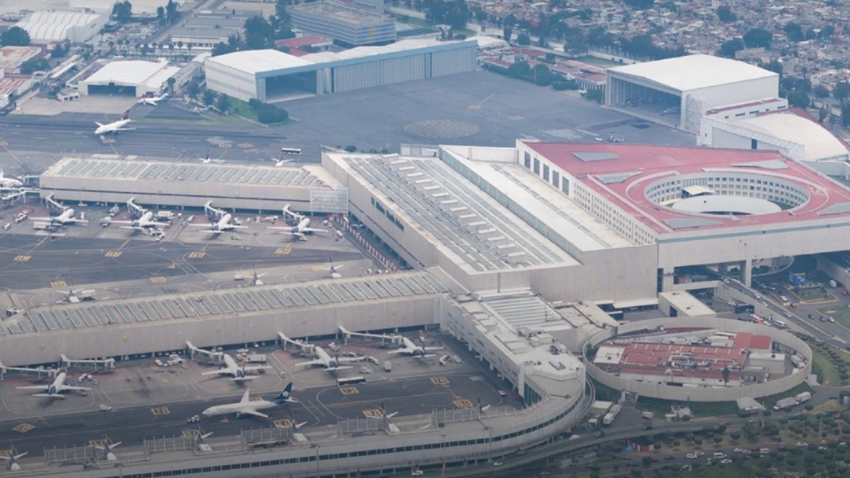 Líneas de WhatsApp del AICM brindan apoyo en tiempo real durante los trabajos de modernización.