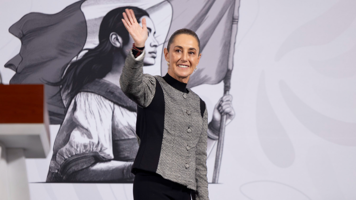 Confirma Sheinbaum que ofreció embajada a exfiscal