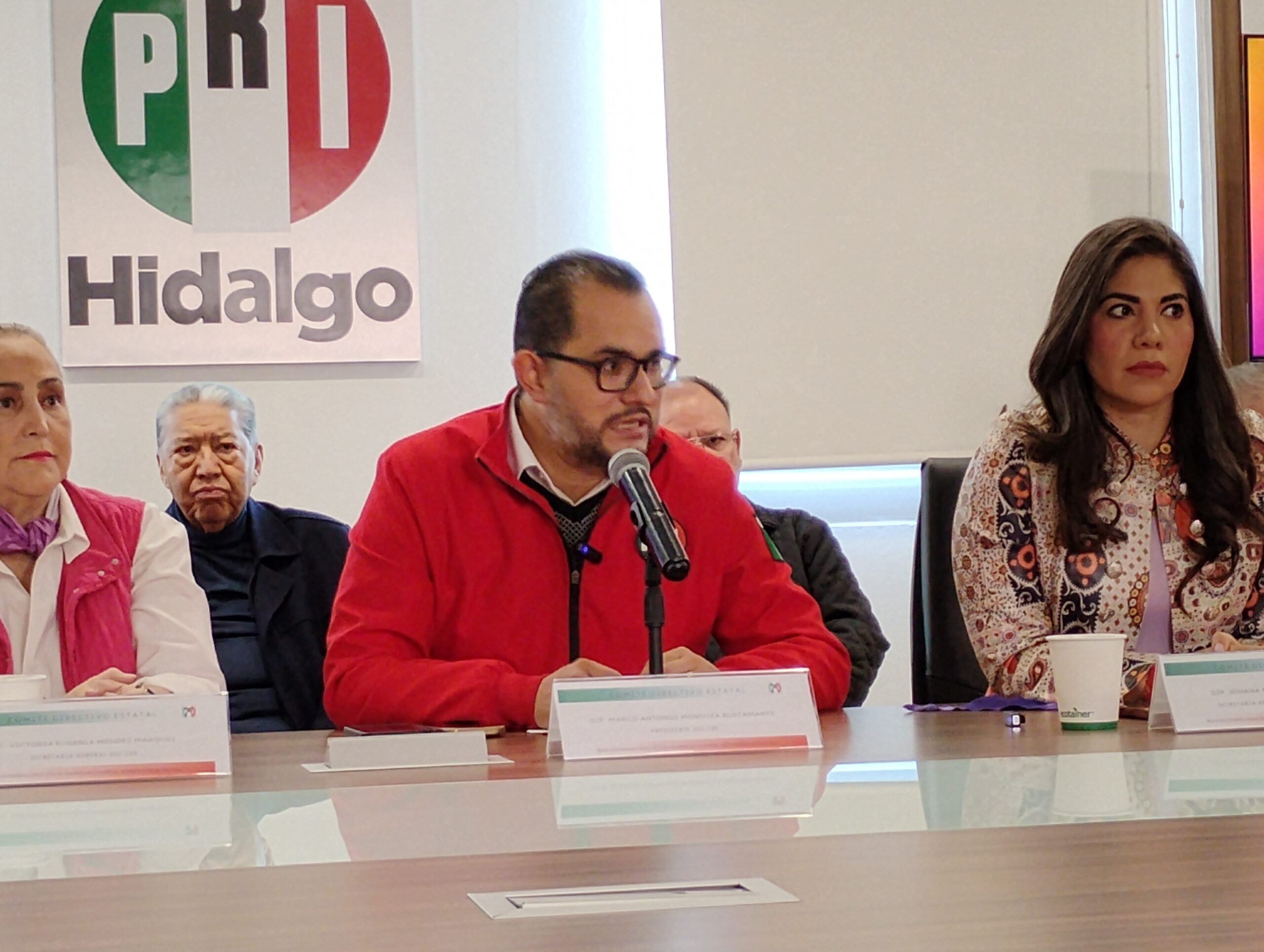 ¿Se va o se queda? Esto dijo el PRI sobre Benjamín Rico