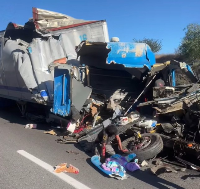 Arco Norte: brutal accidente entre tres tráileres provoca cierre total de la vía