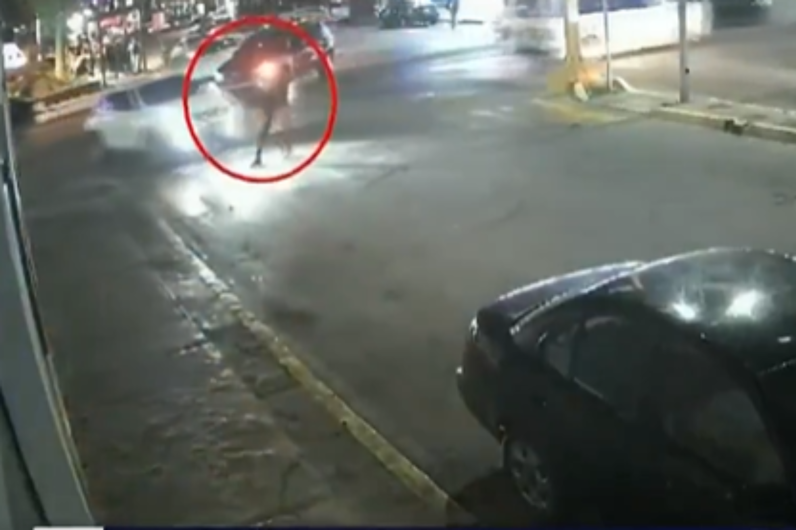 VIDEO | Conductor atropella a joven en Tizayuca y huye sin auxiliarla