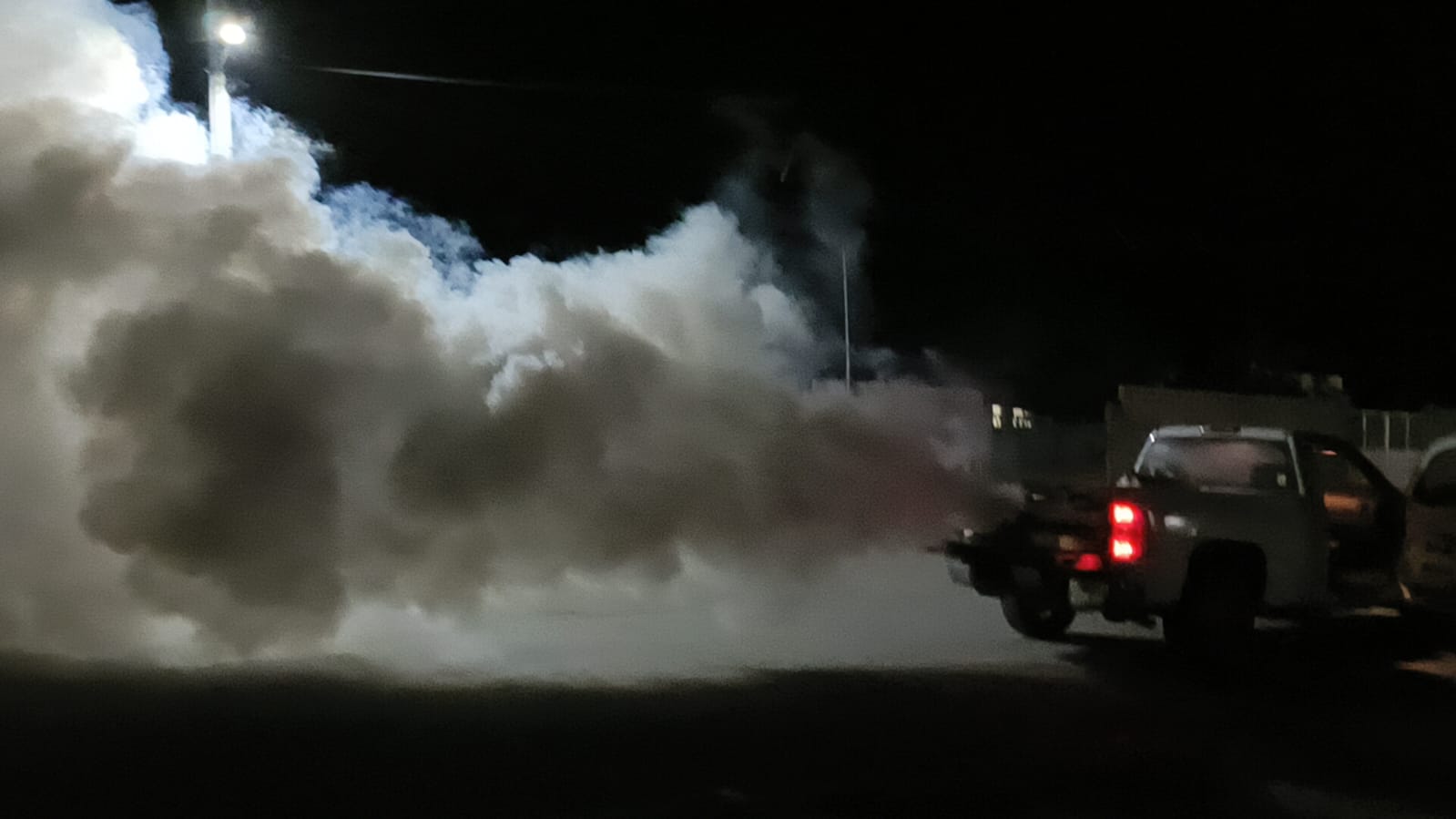 ¿Moscos invaden la presa Endhó? Refuerzan fumigaciones en 26 comunidades ribereñas