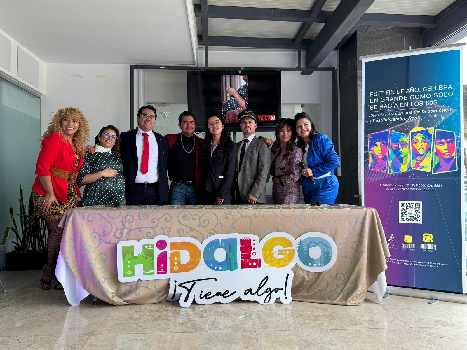 Fiesta ochentera de Año Nuevo en Pachuca.