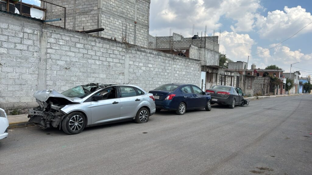 Corralón invade calle en Tizayuca y vecinos denuncian inseguridad en Ciudad de los Niños