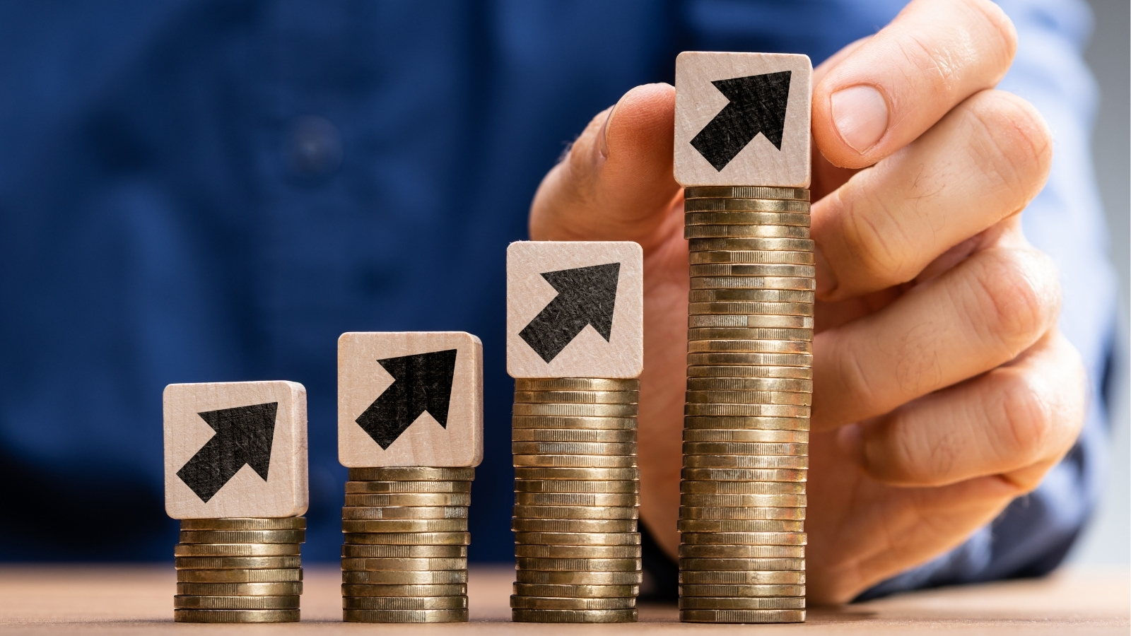 Sheinbaum anuncia aumento del 13% al salario mínimo en 2026