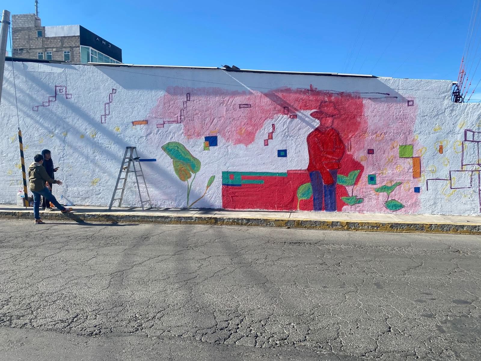 El arte urbano avanza en Pachuca con una obra que conecta historia, presente y futuro en plena calle de Cerecedo.