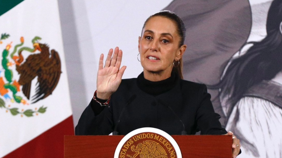 Avión militar de EU aterrizó en México sin violar la ley, aclara Sheinbaum