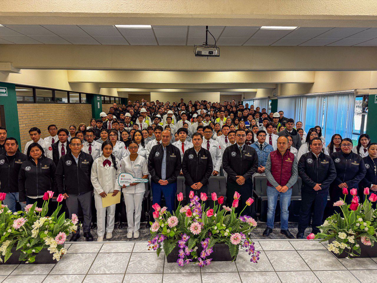 Inicia construcción del Hospital-Escuela en la UTSH