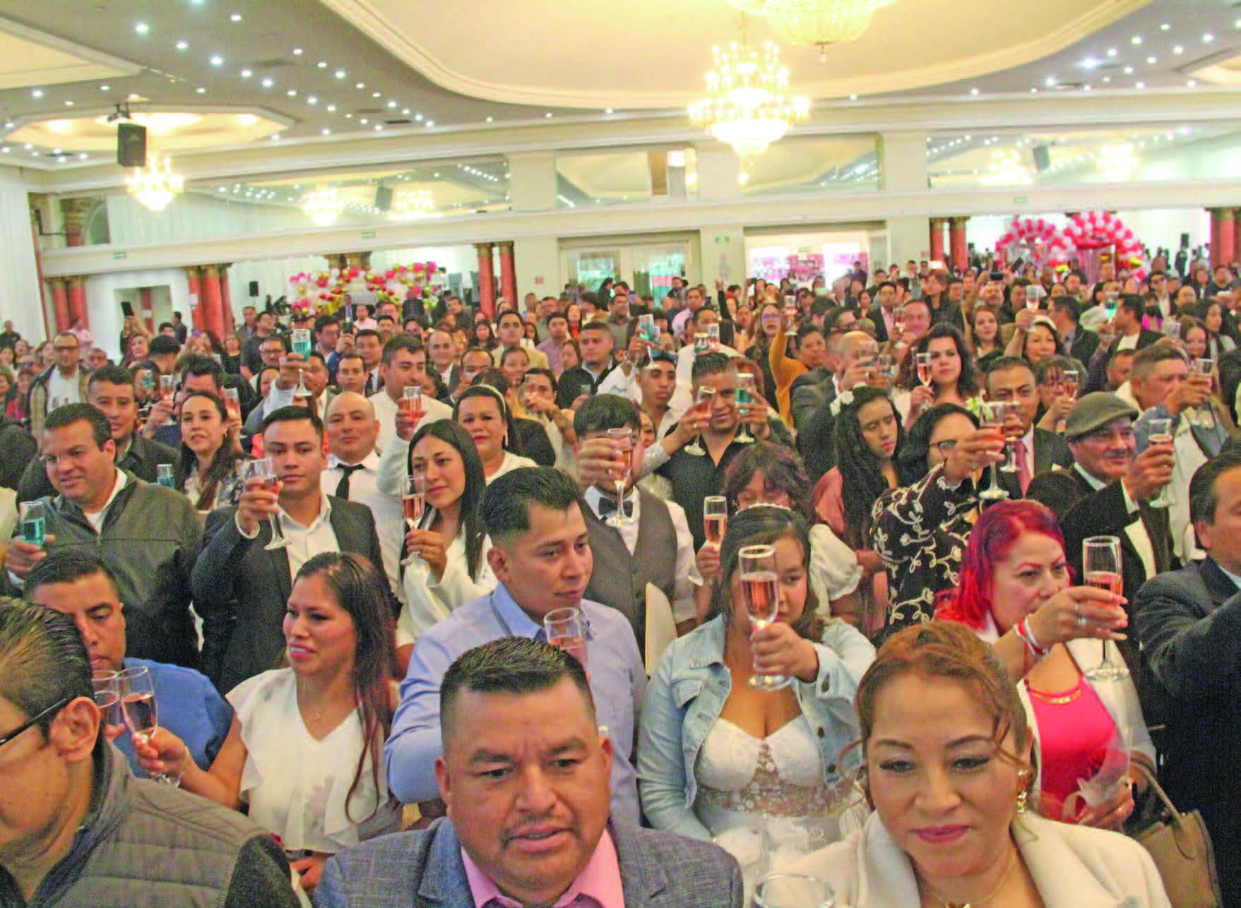 Bodas comunitarias en Pachuca